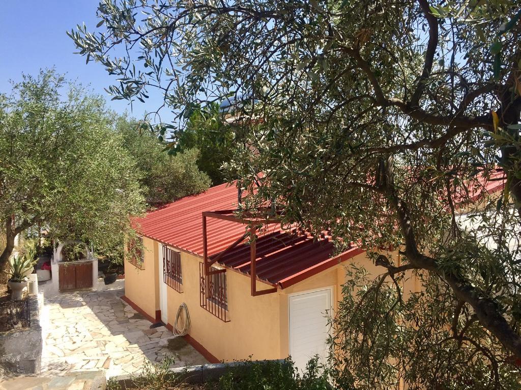 Alexander'S Villa Kritharia  Buitenkant foto